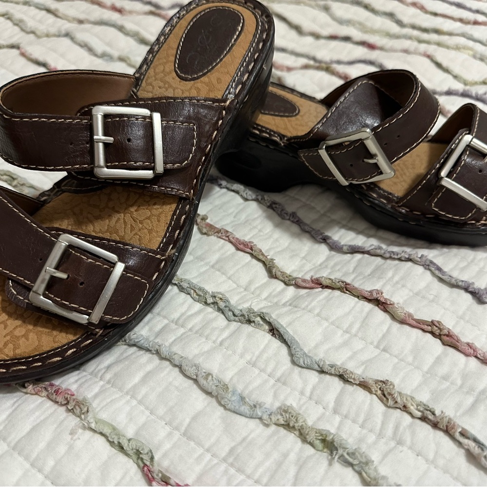 BOC Brown Leather Sandals with Silver Buckles